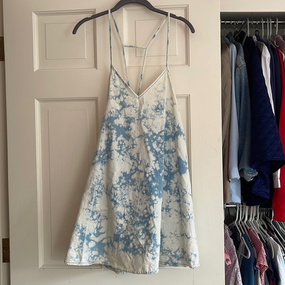 LF dress - size Small